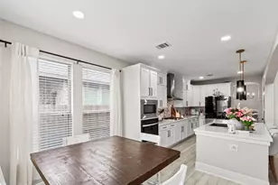 2122 Lierna Dr, Texas City, TX 77568 - Photo 13