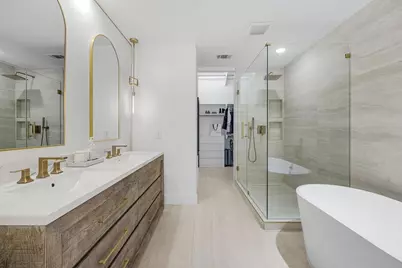 2650 Fountain Key Boulevard, Houston, TX 77008 - Photo 3