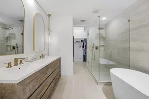 2650 Fountain Key Blvd, Houston, TX 77008 - Photo 3