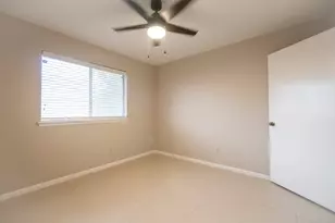 7310 Westbranch Dr, Houston, TX 77072 - Photo 21