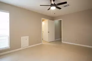7310 Westbranch Dr, Houston, TX 77072 - Photo 13