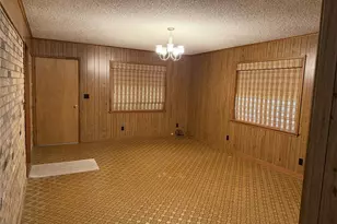 701 Herder Ave, Schulenburg, TX 78956 - Photo 29