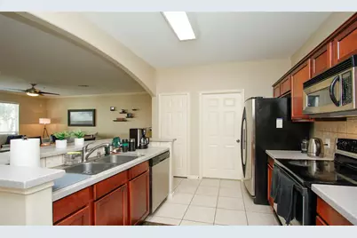 6607 Lake Woodlands Drive #223, The Woodlands, TX 77382 - Photo 17