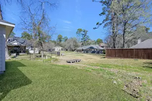 106 Harbor Ct Dr, Conroe, TX 77356 - Photo 39