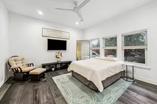 2114 Wroxton Rd, Houston, TX 77005 - Photo 39