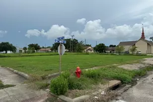 1119 6th St N Street N, Texas City, TX 77590 - Photo 1