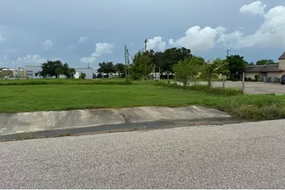 1119 6th St N Street N, Texas City, TX 77590 - Photo 15