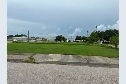 1119 6th St N Street N, Texas City, TX 77590 - Photo 3