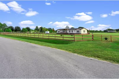 32811 S Red Leaf Lane, Brookshire, TX 77423 - Photo 1