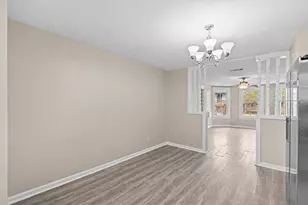 3919 Avenue O, Galveston, TX 77550 - Photo 9