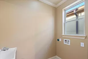 1518 Amundsen St, Houston, TX 77009 - Photo 35