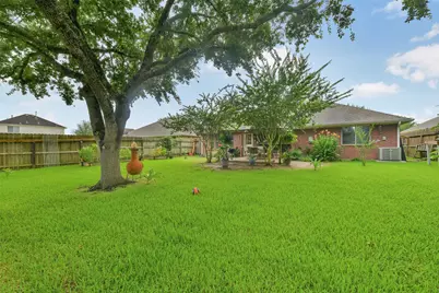 203 Green Isle Avenue, Dickinson, TX 77539 - Photo 35