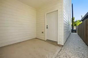 2911 Burkett St., Houston, TX 77004 - Photo 5
