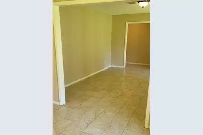 11001 Sherry Lane, Houston, TX 77041 - Photo 9