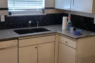 11001 Sherry Ln, Houston, TX 77041 - Photo 15