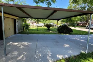 11001 Sherry Ln, Houston, TX 77041 - Photo 3