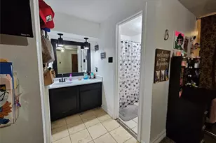 12831 Nyack Dr, Houston, TX 77089 - Photo 11