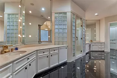 200 Sarasota Circle S, Montgomery, TX 77356 - Photo 27