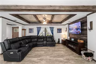 12917 Live Oak Ln, Mont Belvieu, TX 77535 - Photo 11