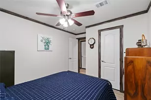 12917 Live Oak Ln, Mont Belvieu, TX 77535 - Photo 25