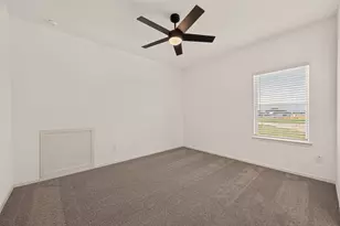 13610 Lago Vis Dr, Iowa Colony, TX 77583 - Photo 33
