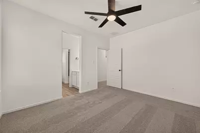 13610 Lago Vista Drive, Iowa Colony, TX 77583 - Photo 35