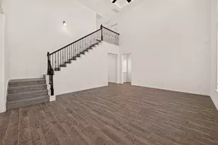 13610 Lago Vis Dr, Iowa Colony, TX 77583 - Photo 11