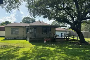 5002 Louise St, Seabrook, TX 77586 - Photo 39