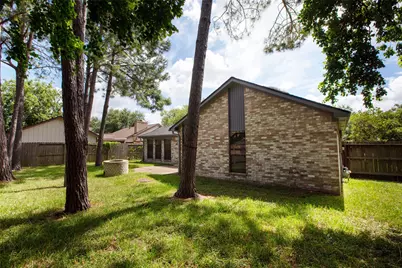 415 Abbott Circle, Sugar Land, TX 77498 - Photo 19