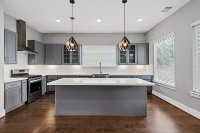 410 Yale Oaks Lane, Houston, TX 77091 - Photo 11