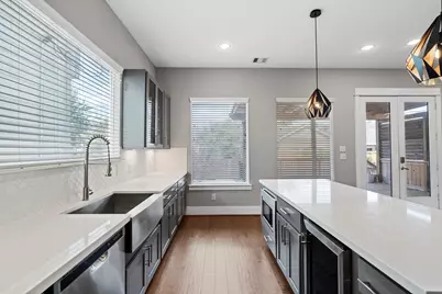 410 Yale Oaks Lane, Houston, TX 77091 - Photo 13