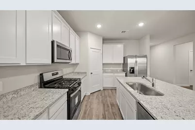 25464 Blossom Court, Montgomery, TX 77316 - Photo 5