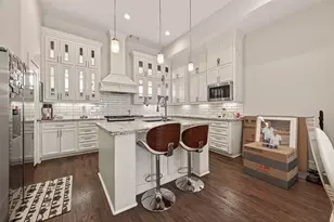 2020 McGowen St, Houston, TX 77004 - Photo 11