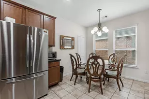 10518 Sun River Falls Dr, Humble, TX 77396 - Photo 11