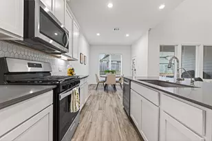 1610 Happy Vly St, Montgomery, TX 77316 - Photo 15