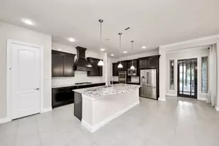 8926 Leaning Hollow Ln, Spring, TX 77379 - Photo 7