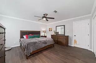 16374 Larkfield Dr, Houston, TX 77059 - Photo 9