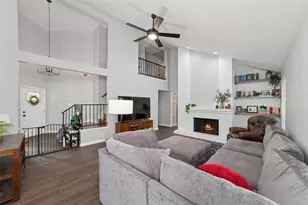 16374 Larkfield Dr, Houston, TX 77059 - Photo 3