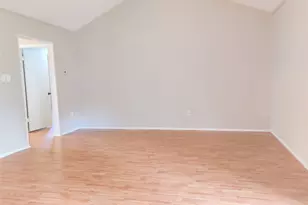 1914 Seakale Ln, Houston, TX 77062 - Photo 5