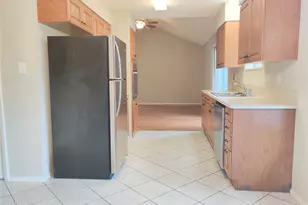 1914 Seakale Ln, Houston, TX 77062 - Photo 9