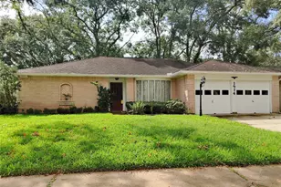 1914 Seakale Ln, Houston, TX 77062 - Photo 1