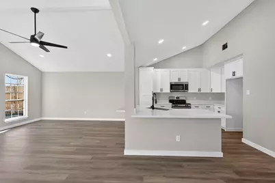 11718 Steamboat Springs Drive, Houston, TX 77067 - Photo 7