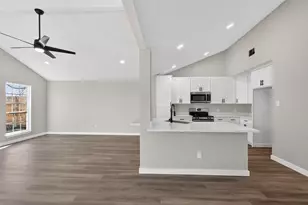 11718 Steamboat Springs Dr, Houston, TX 77067 - Photo 7