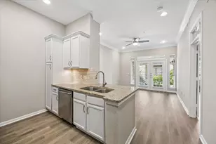 5353 Memorial Dr, Houston, TX 77007 - Photo 1