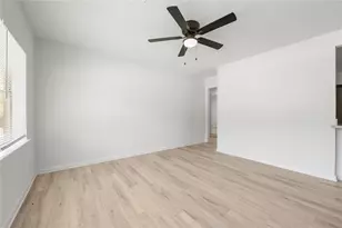 4601 W 43rd St, Houston, TX 77092 - Photo 5
