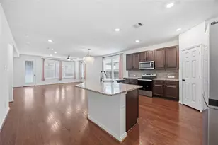 7627 Coral Ky Dr, Cypress, TX 77433 - Photo 5