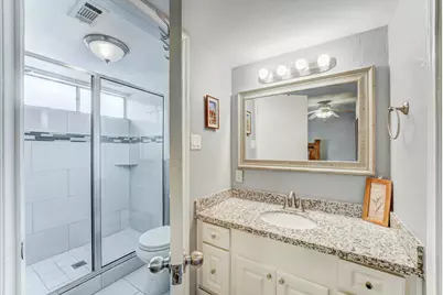 11819 S Nottingham Circle, Houston, TX 77071 - Photo 31