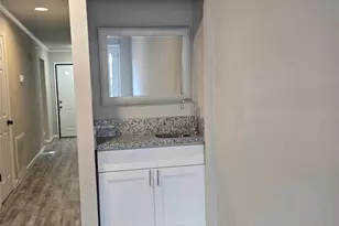 8355 Nairn St, Houston, TX 77074 - Photo 5