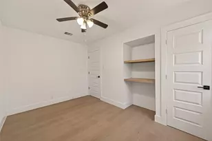 3209 McCrarey Dr, Houston, TX 77088 - Photo 23