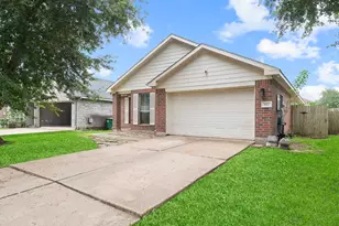 7427 Briargate Dr, Houston, TX 77489 - Photo 1
